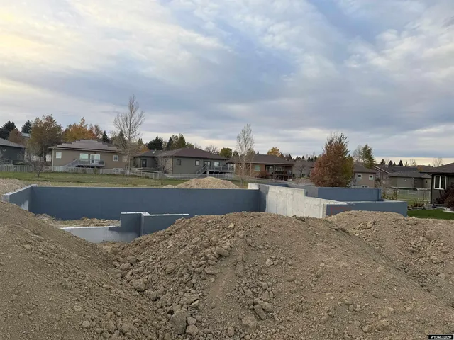 $877,975 | 1072 Cornwall Street, Casper, WY 82609