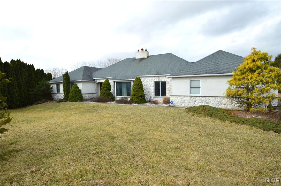 4678 Fairway Road Bethlehem, PA 18020 - Photo 18 of 19 Gallery Image 18