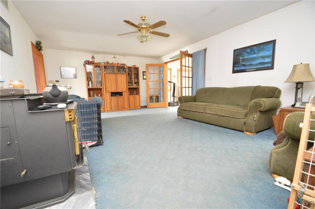 4678 Fairway Road Bethlehem, PA 18020 - Photo 9 of 19 Gallery Image 9