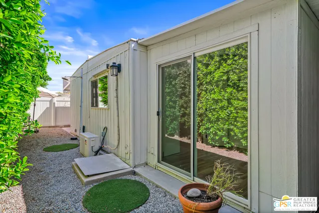 $199,000 | 313 Kona Lane, Palm Springs, CA 92264