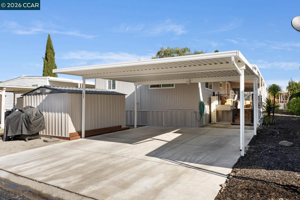 2159 Dalis Drive Concord, CA 94520 - Photo 3 of 45