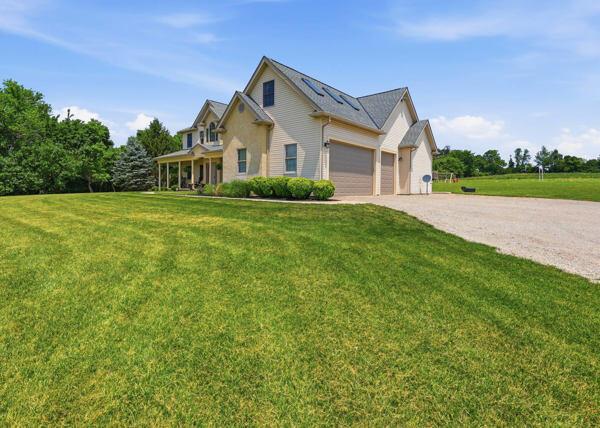18644 Ringgold Southern Road Circleville, OH 43113 - Photo 3 of 59 134275311276953297_134275311209244361_07