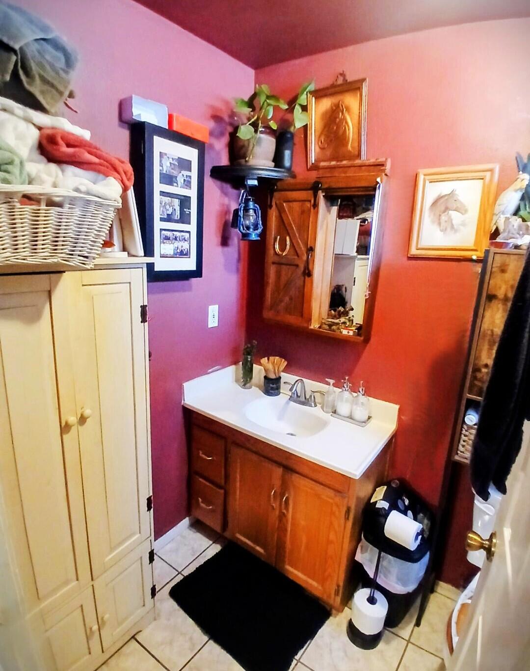 230-232 West 15th Street San Pedro, CA 90731 - Photo 14 of 22 1212