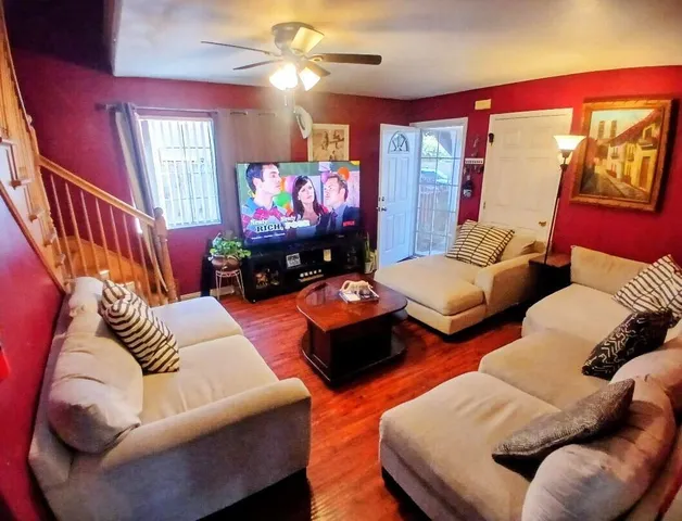 $1,089,999 | 230-232 West 15th Street, San Pedro, CA 90731