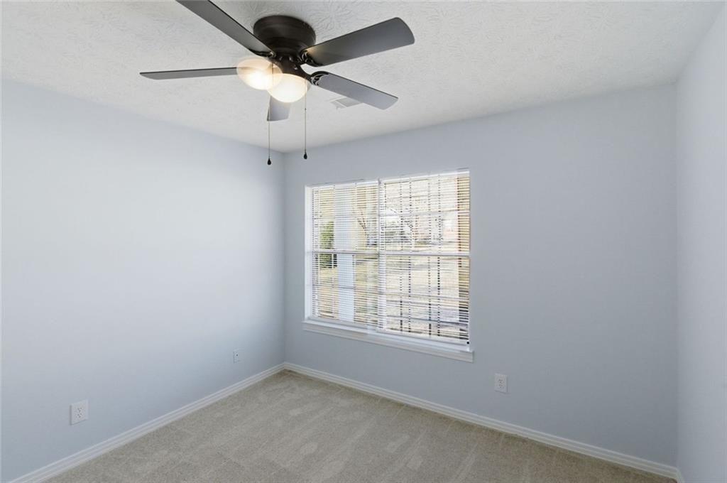 1999 Sewing Circle Lithonia, GA 30058 - Photo 17 of 31