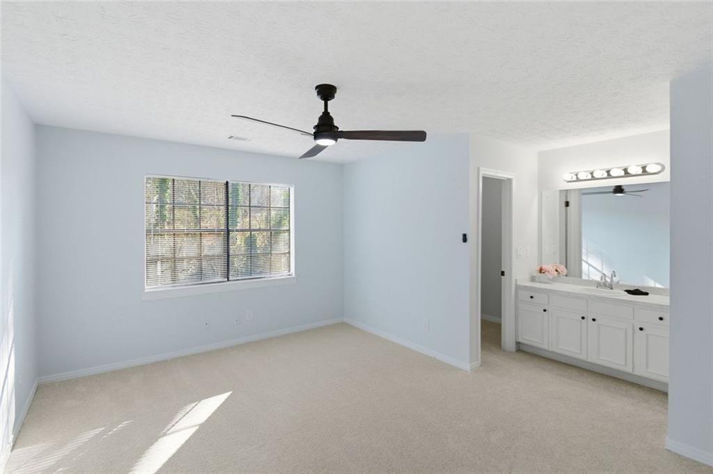 1999 Sewing Circle Lithonia, GA 30058 - Photo 23 of 31