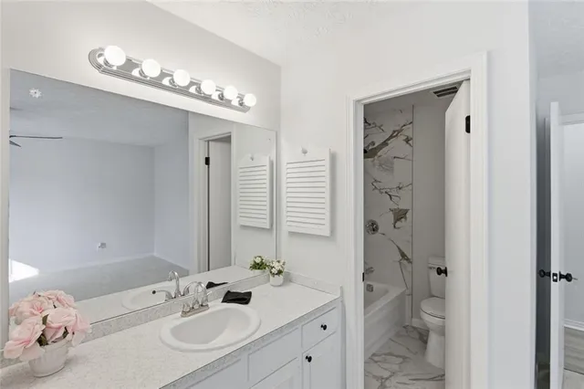 $279,900 | 1999 Sewing Circle, Lithonia, GA 30058