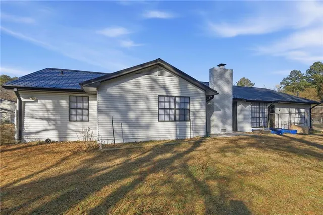 $279,900 | 1999 Sewing Circle, Lithonia, GA 30058