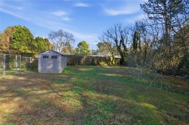 $279,900 | 1999 Sewing Circle, Lithonia, GA 30058