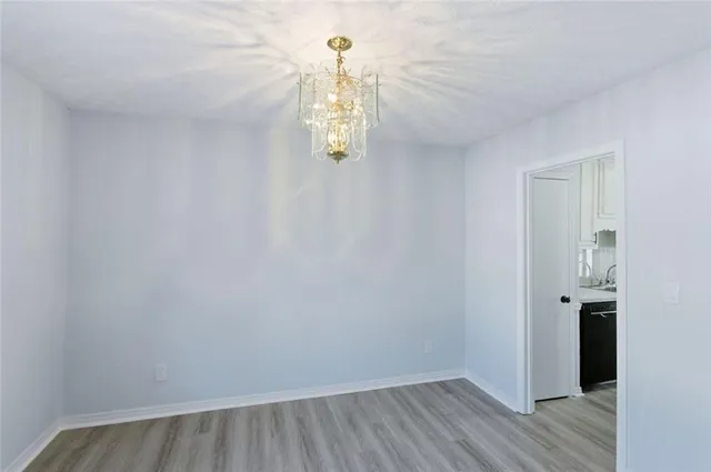 $279,900 | 1999 Sewing Circle, Lithonia, GA 30058