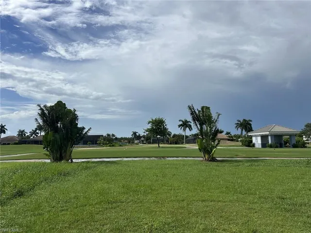 $205,000 | 18252 Royal Hammock Boulevard, Naples, FL 34114