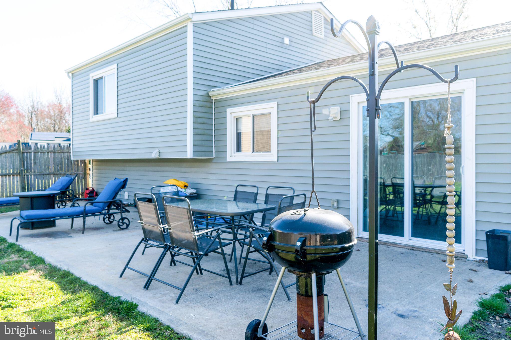 27 Jackson Lane Sicklerville, NJ 08081 - Photo 11 of 22 Concrete patio