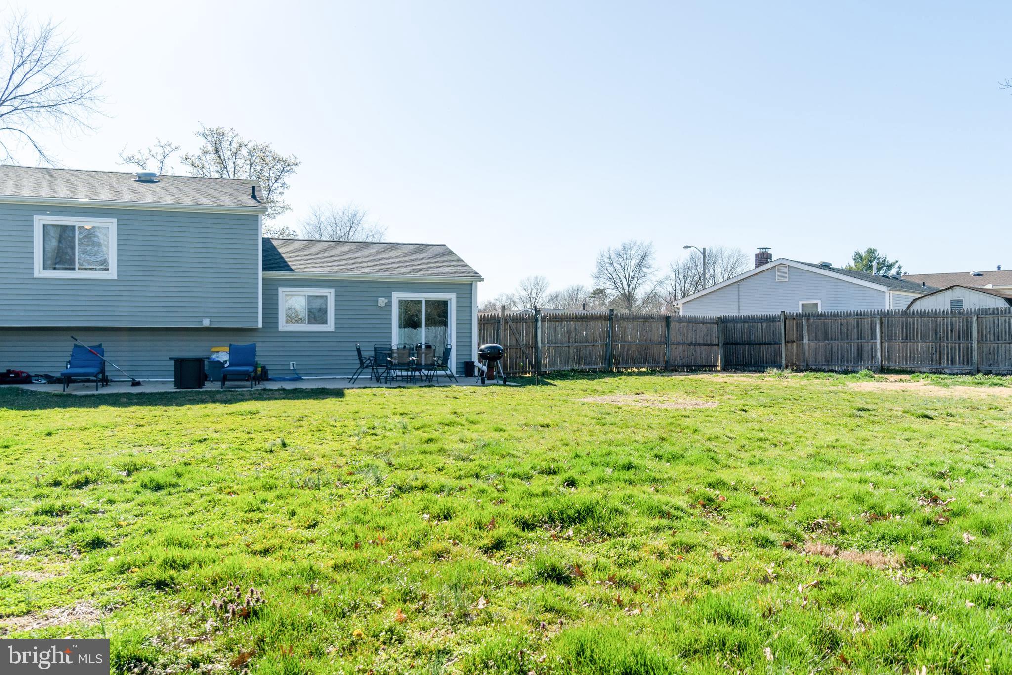 27 Jackson Lane Sicklerville, NJ 08081 - Photo 7 of 22 Back