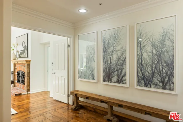 $1,695,000 | 5985 Vista De La Luz, Woodland Hills, CA 91367