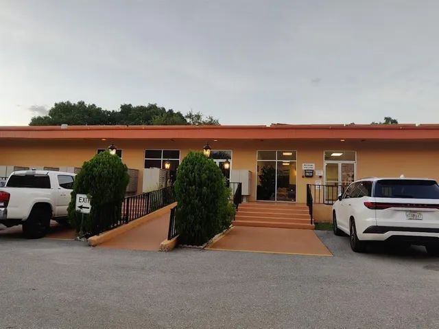 $2,000 | 4394 Northwest 9th Avenue, Unit 212A, Deerfield Beach, FL 33064