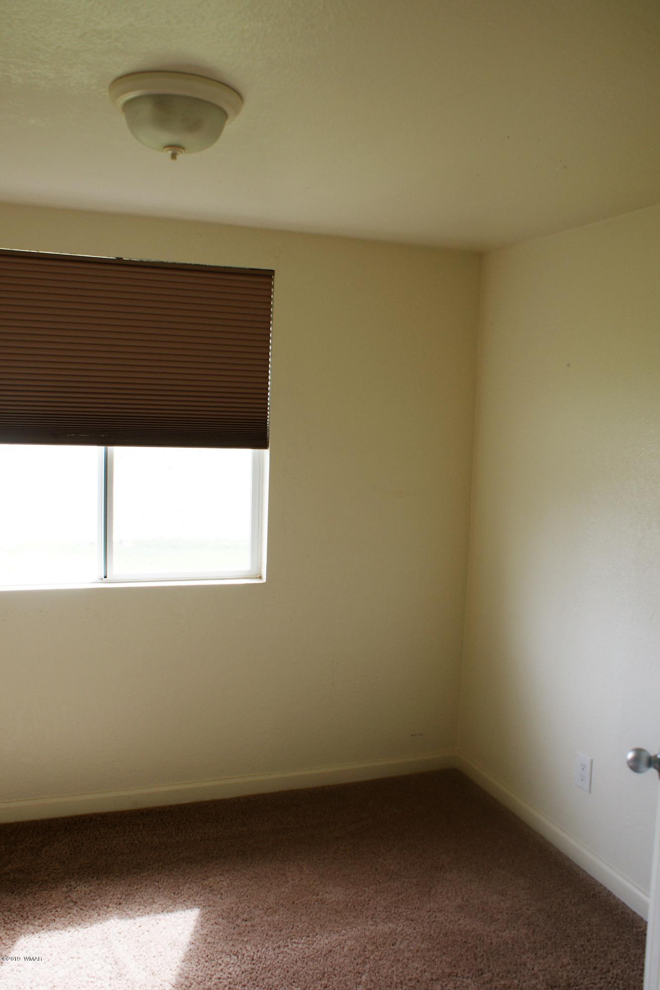 321 South 5th W Street Snowflake, AZ 85937 - Photo 21 of 32 a view of room