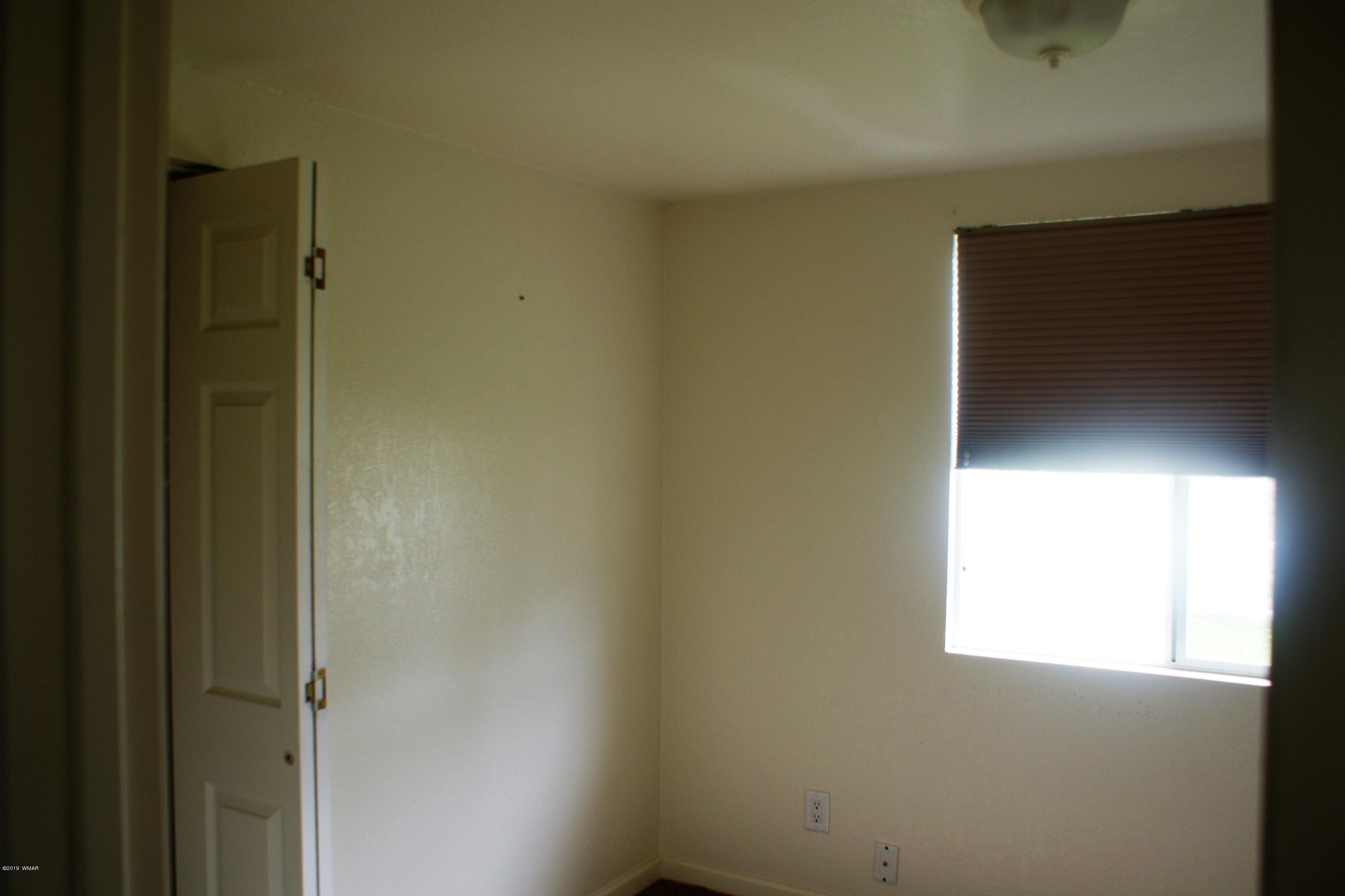 321 South 5th W Street Snowflake, AZ 85937 - Photo 22 of 32 a view of an empty room