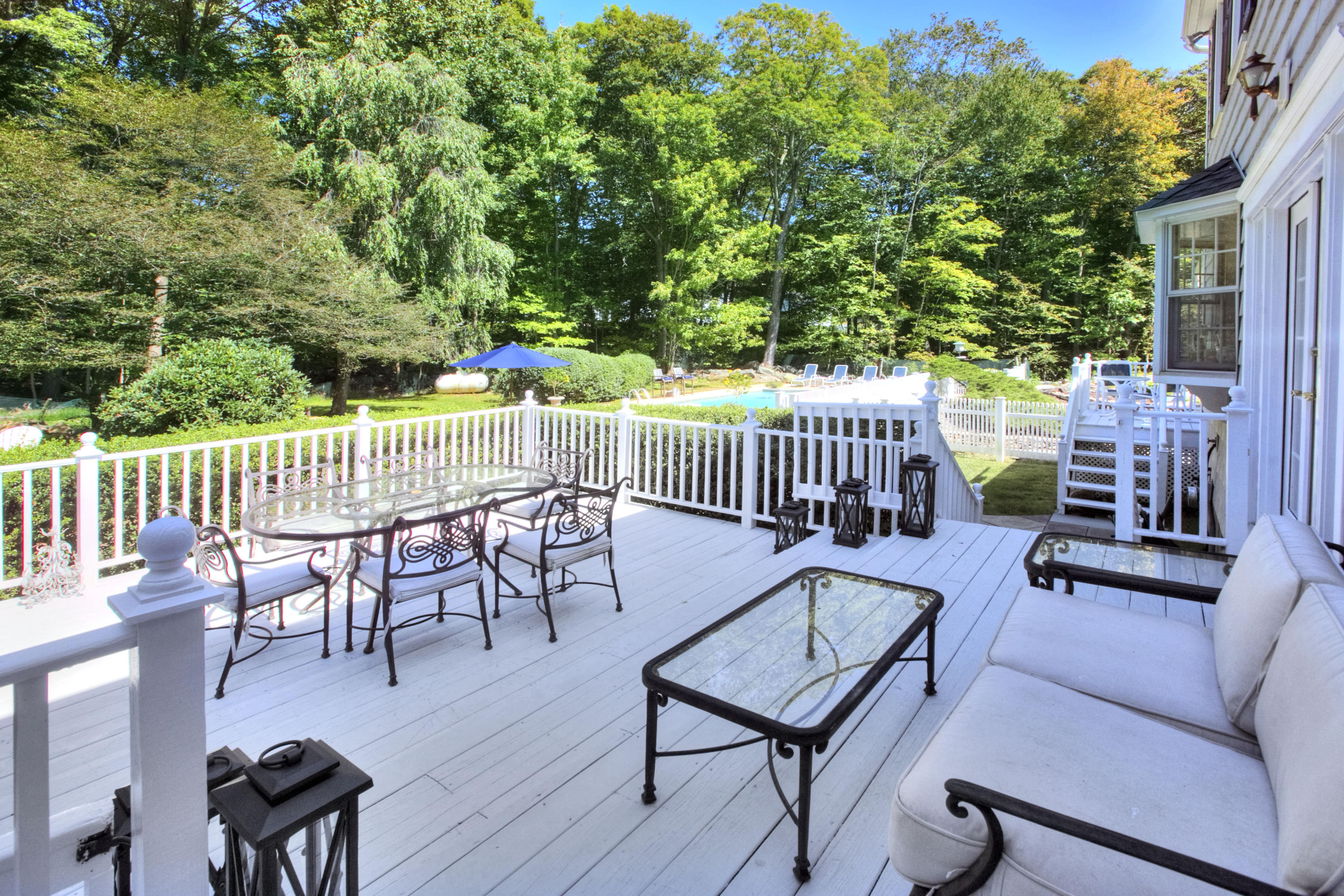 784 Smith Ridge Road New Canaan, CT 06840 - Photo 29 of 38 Deck