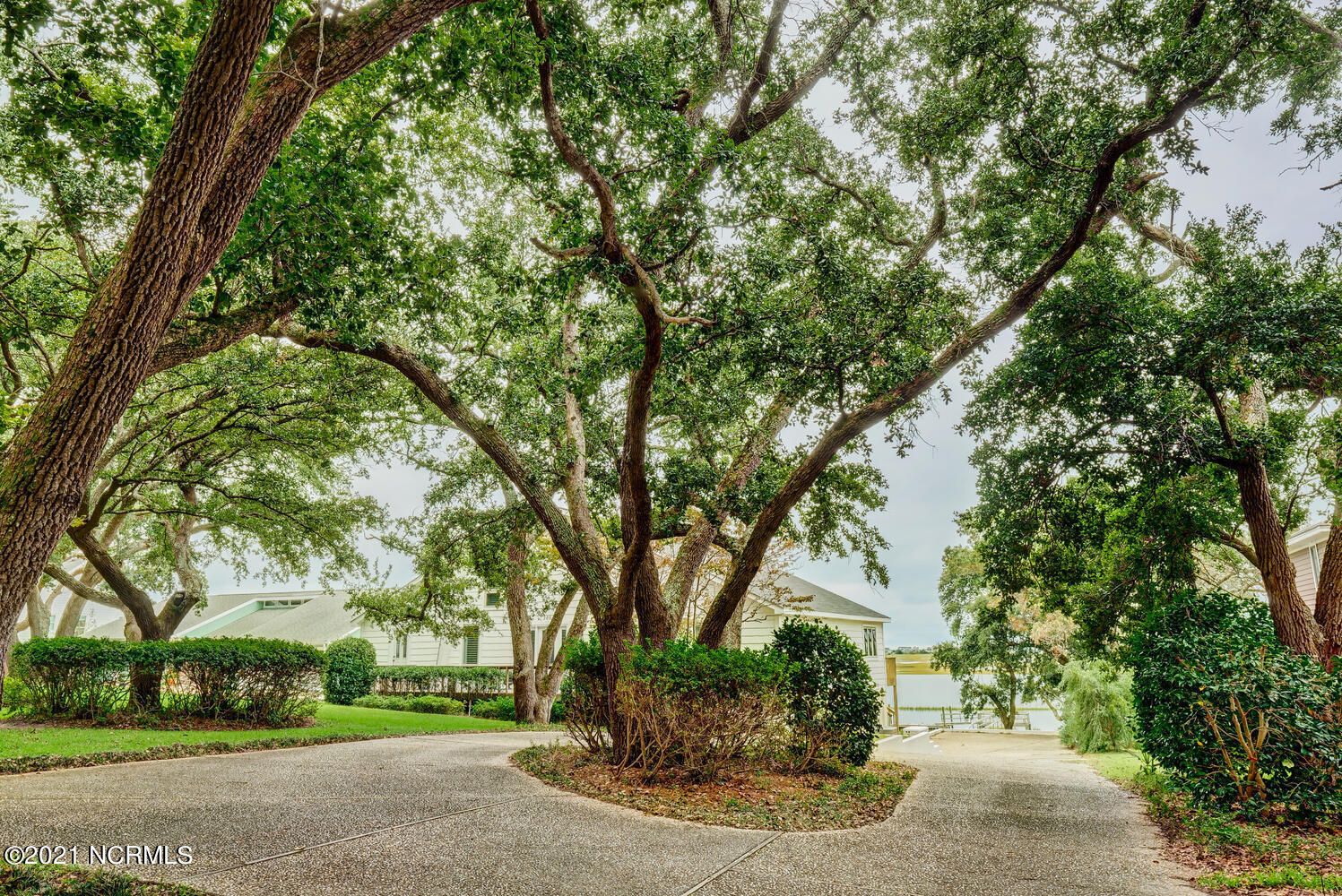 366 Olde Point Loop Hampstead, NC 28443 - Photo 5 of 51 366 Olde Point Loop Hampstead-large-002-