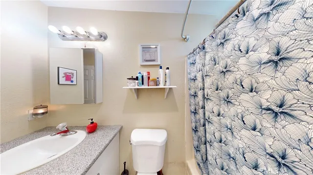 $435,000 | 7601 Corona Avenue, Hesperia, CA 92345