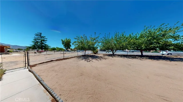 $435,000 | 7601 Corona Avenue, Hesperia, CA 92345