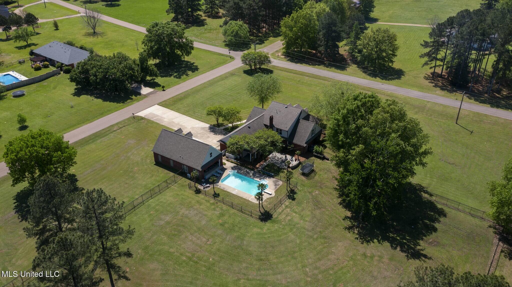 109 Plantation Drive Madison, MS 39110 - Photo 142 of 145 tempImageouN8M4