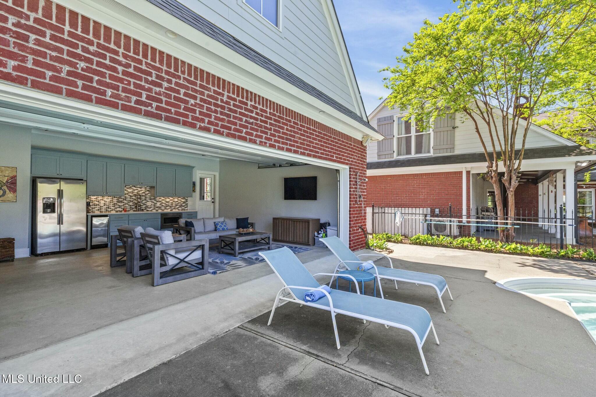 109 Plantation Drive Madison, MS 39110 - Photo 88 of 145 tempImagePm5kAk