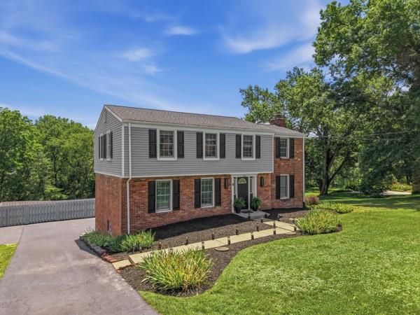 283 Brookwood Road Venetia, PA 15367 - Photo 3 of 36