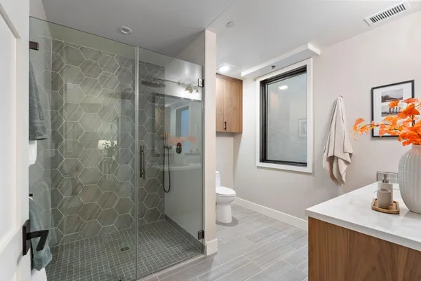 a bathroom with a toilet