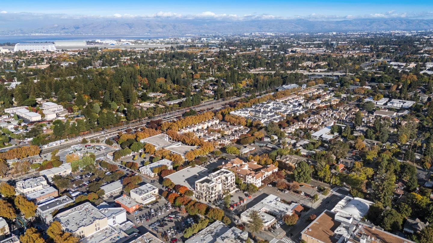 221 Hope Street Mountain View, CA 94041 - Photo 7 of 53