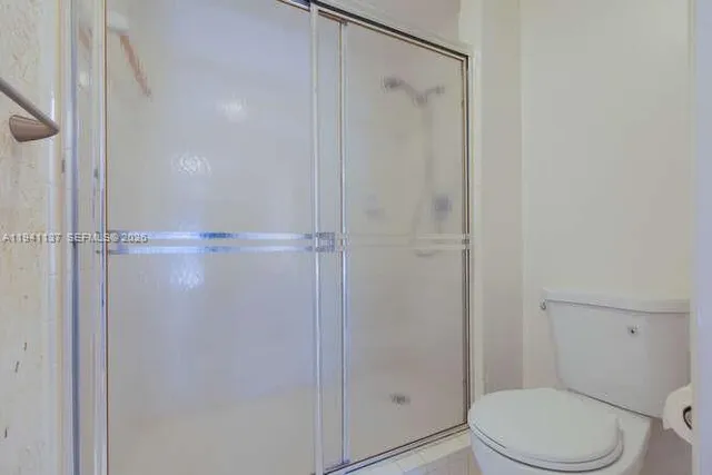 a view of walk in closet