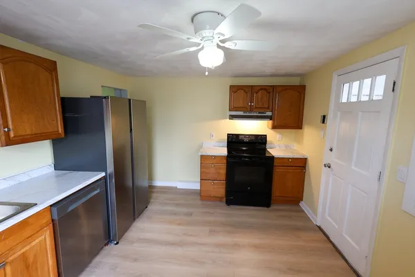 $3,100 | 60 Essex Street, Unit 2, Revere, MA 02151