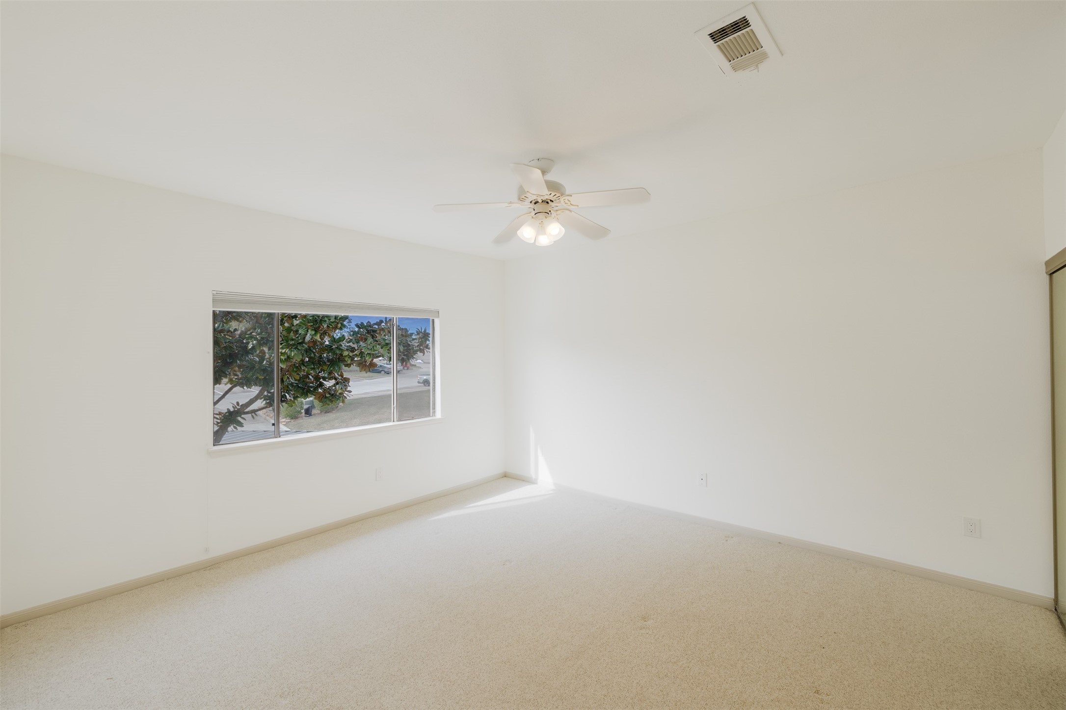 135 April Point Drive South Conroe, TX 77356 - Photo 33 of 45 Bedroom #3
