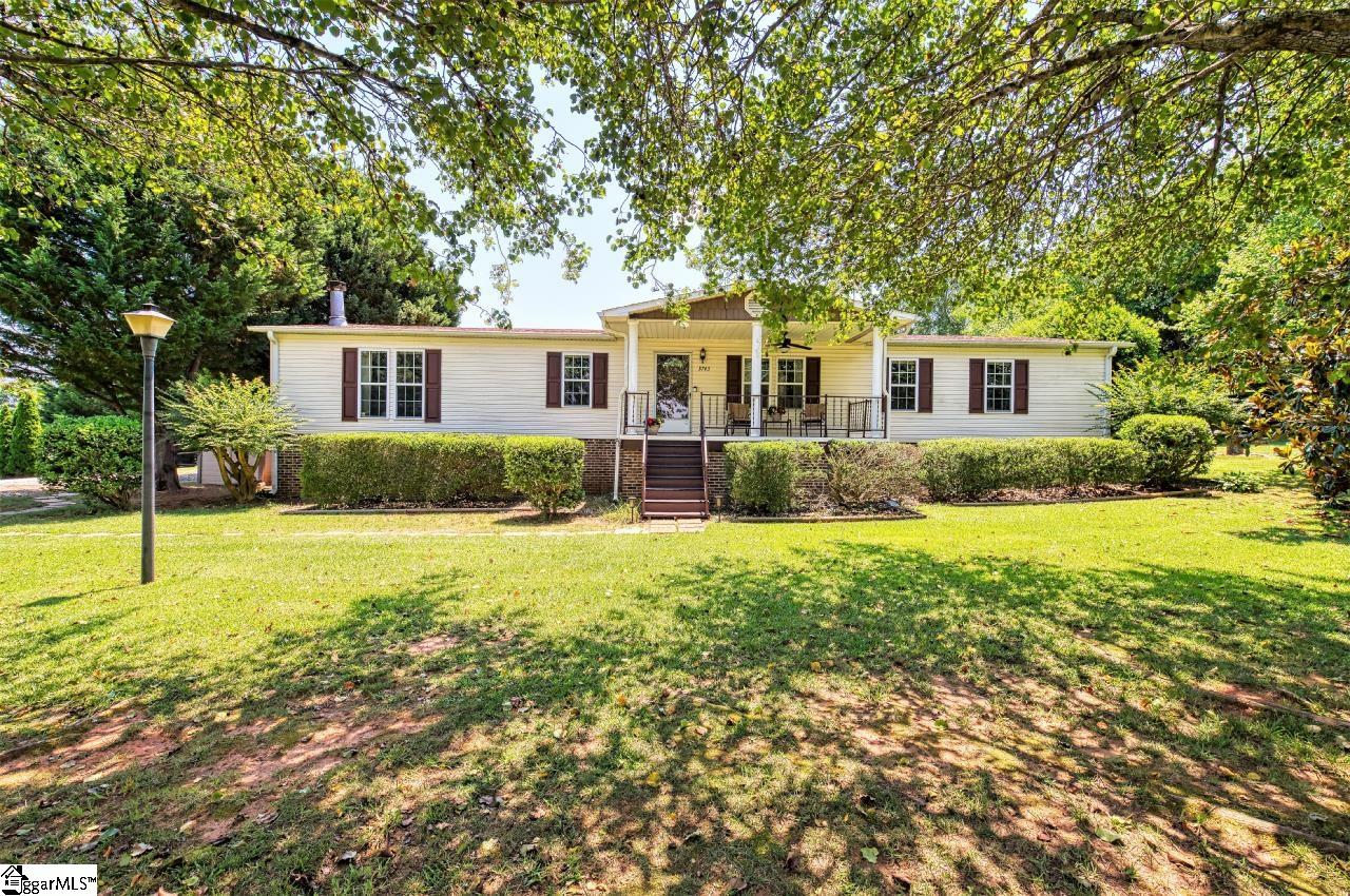 3743 Pennington Road Greer, SC 29651 - Photo 2 of 29