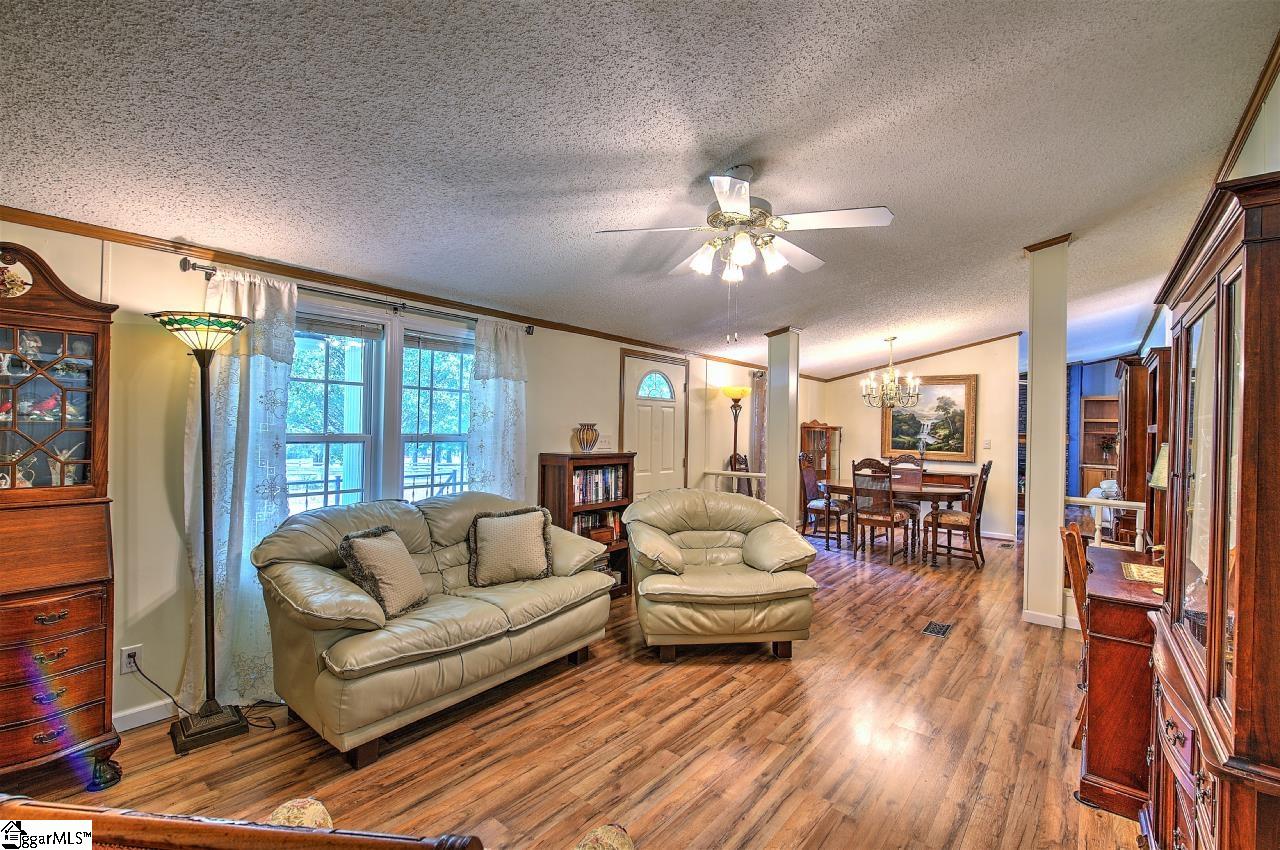 3743 Pennington Road Greer, SC 29651 - Photo 4 of 29