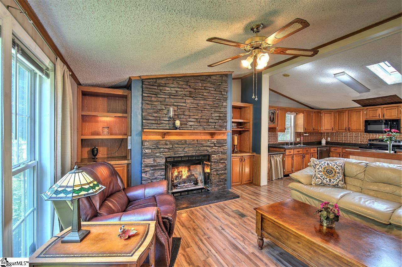 3743 Pennington Road Greer, SC 29651 - Photo 7 of 29