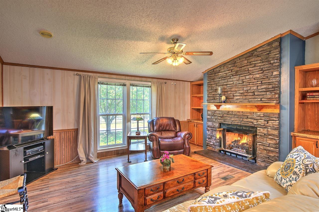 3743 Pennington Road Greer, SC 29651 - Photo 9 of 29