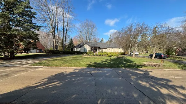 $560,000 | 37671 Fiore Trail, Clinton Township, MI 48036