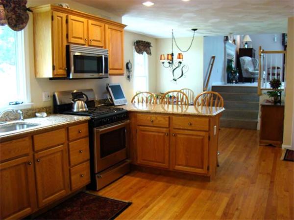 15 Noel Road Andover, MA 01810 - Photo 3 of 25 Gallery Image 3