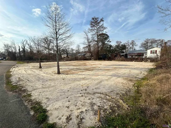 $40,900 | 22239 Chinquapin Avenue, Maurepas, LA 70449