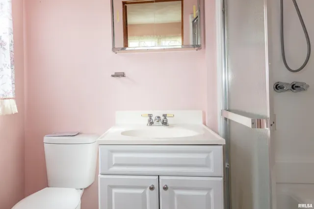 $112,900 | 966 North 7th Avenue, Canton, IL 61520