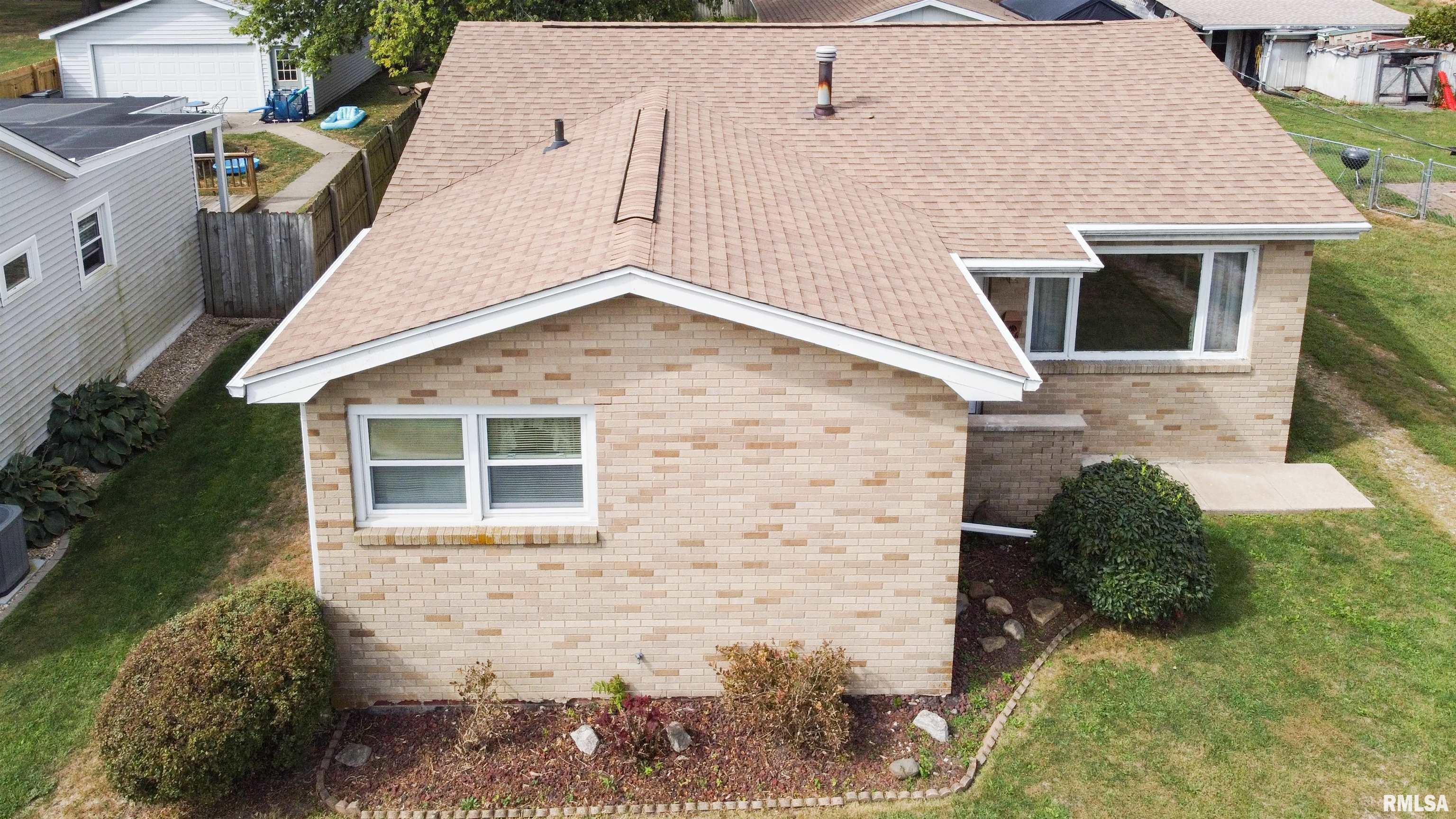 966 North 7th Avenue Canton, IL 61520 - Photo 50 of 57