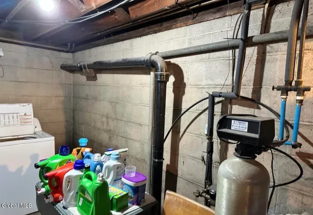 $400,000 | 209 Columbia Turnpike, Unit 4, East Greenbush, NY 12144