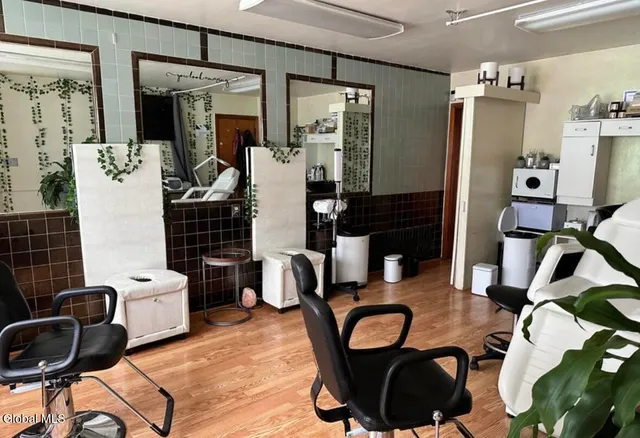 $400,000 | 209 Columbia Turnpike, Unit 4, East Greenbush, NY 12144