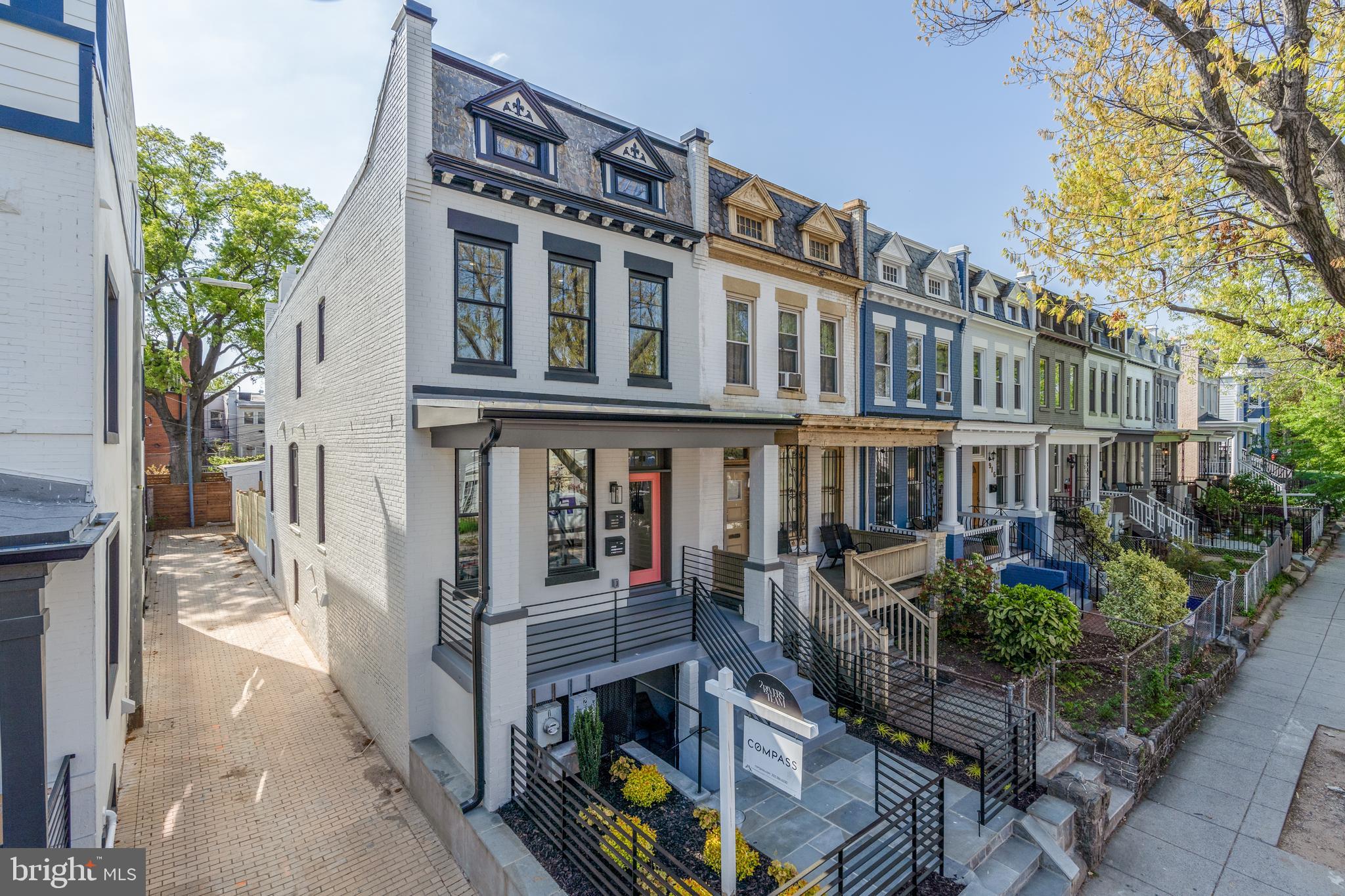 910 8th Street Northeast Washington, DC 20002 - Photo 3 of 62