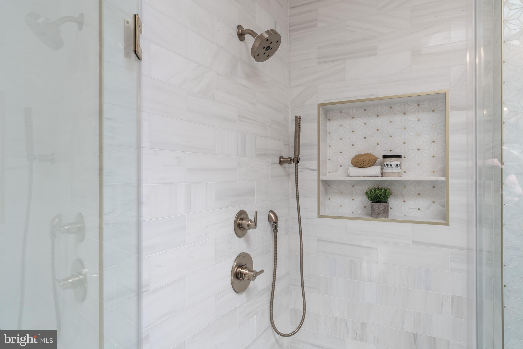 910 8th Street Northeast Washington, DC 20002 - Photo 47 of 62 Spa-like features