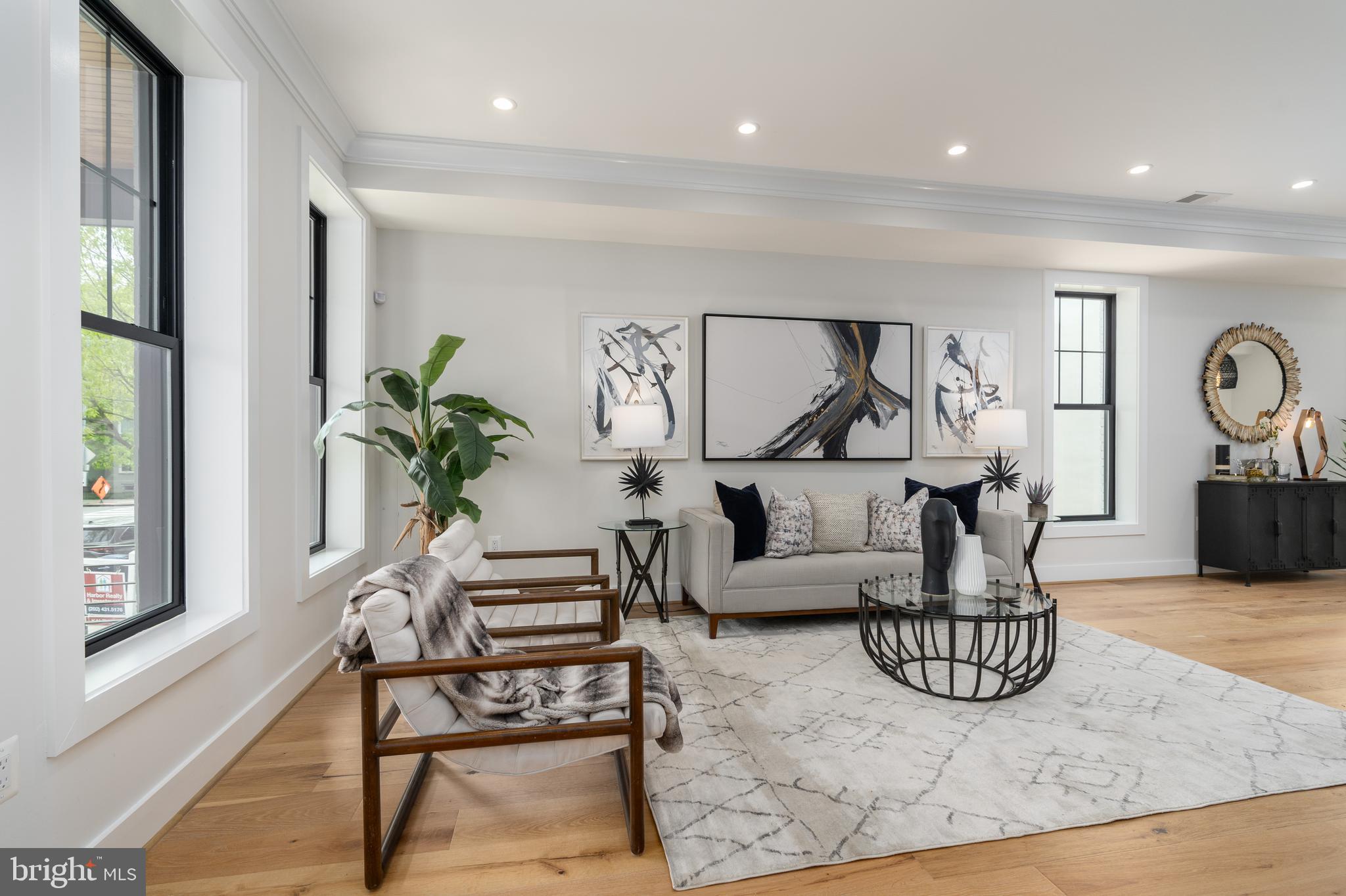 910 8th Street Northeast Washington, DC 20002 - Photo 7 of 62