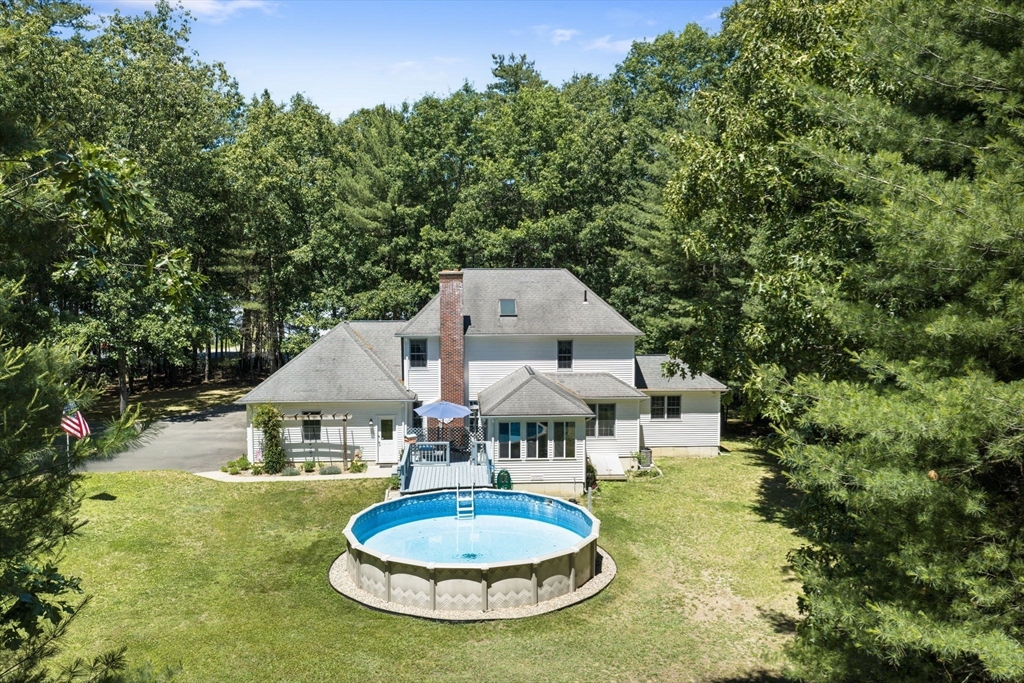 55 Pequot Road Southampton, MA 01073 - Photo 6 of 40