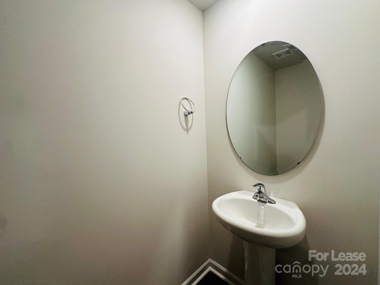 6121 Faron Way Charlotte, NC 28262 - Photo 15 of 19