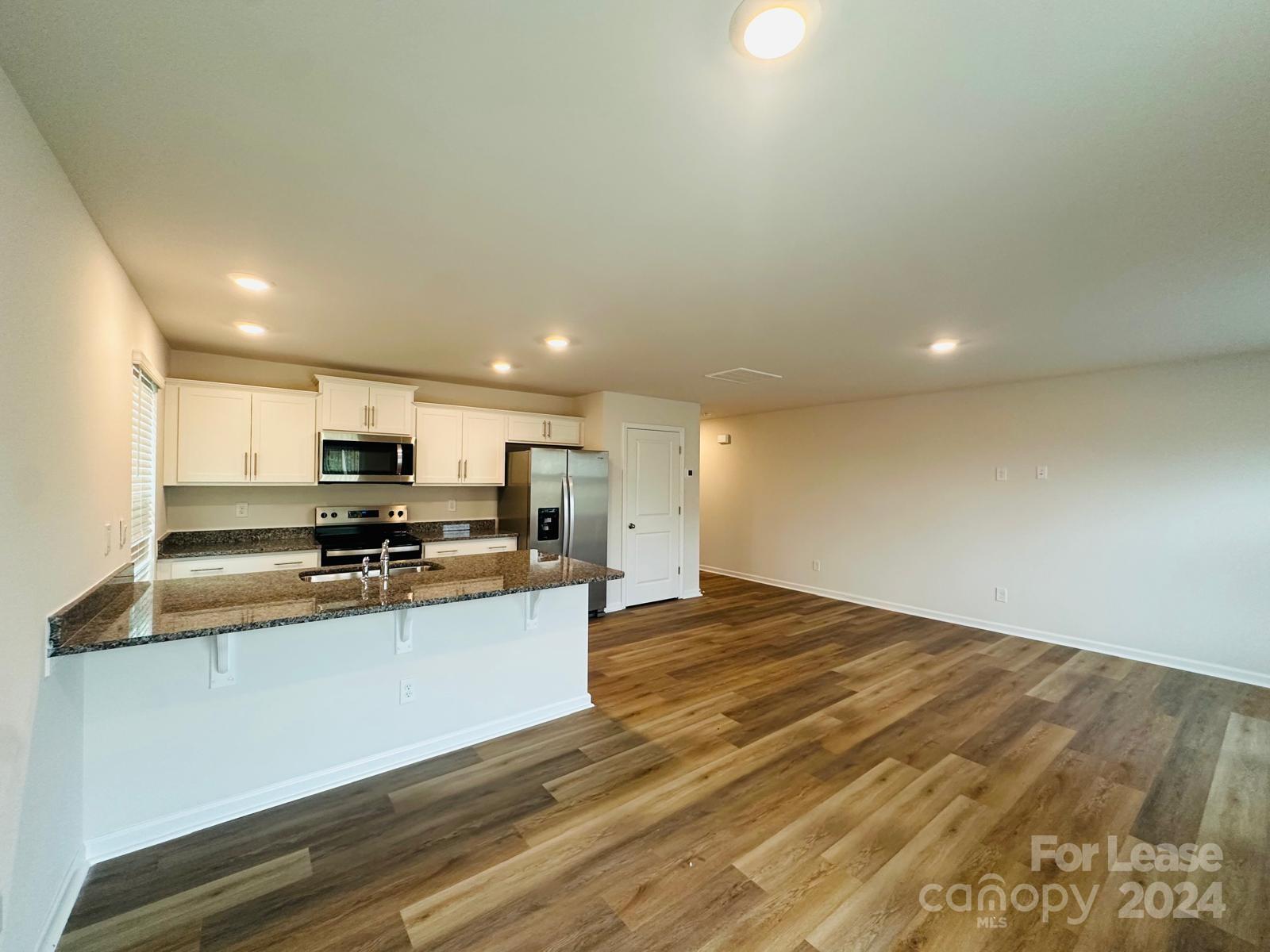 6121 Faron Way Charlotte, NC 28262 - Photo 4 of 19